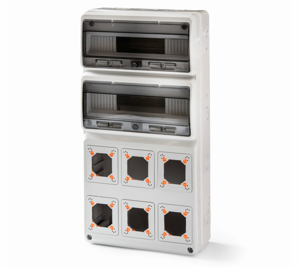 Quadro preforato 32 mod. IP65